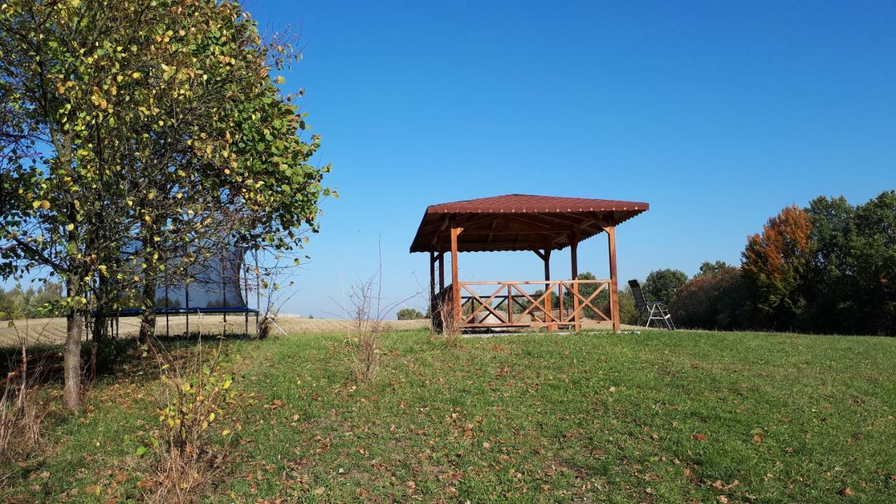 Vila Labadkowo Labedzie Exteriér fotografie